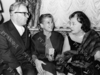 Посещение министром культуры СССР Е.А. Фурцевой концерта И.Ф. Стравинского в Большом зале Московской консерватории. Режиссер, народный артист РСФСР М.М. Штраух, Е.А. Фурцева, В.А. Стравинская во время беседы в антракте. СССР, г. Москва. 1962 г. РГАКФД. Арх. № П-1774-ч/б