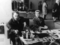 Заместитель министра иностранных дел СССР Н.П. Фирюбин и министр культуры СССР Е.А. Фурцева. СССР. 1960-е гг. Фот. Е.И. Явно. РГАКФД. Арх. № П-2774-ч/б