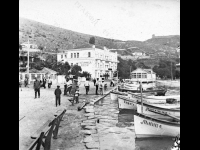 Вид набережной. Российская империя, Крым, г. Балаклава. 1910 г. Фот. В.В. Левитский. Арх. № С 1-772-ч/б