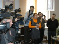 Состоялся торжественный акт передачи на постоянное хранение двух альбомов конца XIX – начала XX века с семейными фотографиями последнего императора России Николая II