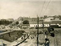 Солдаты Русской армии генерал-лейтенанта П.Н. Врангеля на строительстве булыжной мостовой. Белград, Королевство Сербов, Хорватов и Словенцев. 1921-1927. РГАКФД