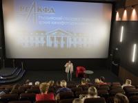 Р.М. Моисеева отвечает на вопросы зрителей