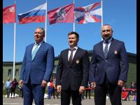 8-3817-цв. Президент Олимпийского комитета России С.А.Поздняков, четырехкратный олимпийский чемпион, пятикратный чемпион мира, чемпион Европы, заслуженный мастер спорта по спортивной гимнастике полковник А.Ю.Немов, олимпийский чемпион по боксу, чемпион мира, двукратный чемпион Европы, заслуженный тренер России, заслуженный мастер спорта России, заслуженный работник физической культуры, член Совета ветеранов спорта ЦСКА полковник А.Б.Лебзяк на церемонии приведения к Военной присяге новобранцев московских спо