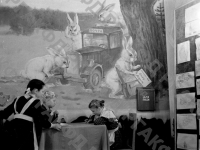 Дети пишут письма Деду Морозу на новогоднем празднике в Колонном зале Дома Союзов. Москва, 1950 г. Автор неизвестен. РГАКФД.
